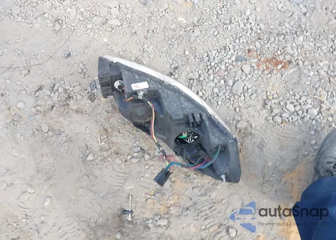 2013 Chevrolet Impala Lt z USA, uszkodzony, nr VIN 2G1WG5E39D1149063